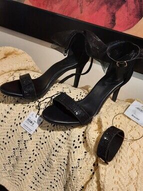 NWT Formal Black Rhinestone Ankle Strap Stiletto Sandals Heels & Bracelet Cuff